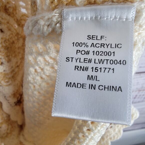 Le Lis Crochet Knit Top Button Cropped Womens Size M/L Short Sleeve Boho Beige - Picture 6 of 11